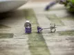 Kép 1/4 - Piper lila négyzet cirkónia kristályos fülbevaló 4mm