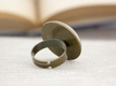 Kép 2/2 - Üveglencsés virágos gyűrű