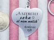 1Korintusz 13:8 acél medálos kulcstartó