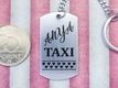 Kép 2/4 - Anya taxi bérlet acél medálos kulcstartó