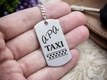 Kép 1/4 - Apa taxi bérlet acél medálos kulcstartó