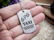 Kép 1/4 - Apa taxi bérlet acél medálos kulcstartó