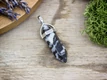 Zebra jáspis kétcsúcsos ásvány medál