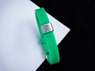 Kép 1/5 - Mindig veled egyedi medálos MoMents zöld színű szilikon karkötő