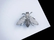 Kép 1/4 - Méhecske cikrónia kristályos ezüst színű MoMents charm