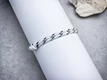 Feddhetetlen fehér paracord bokalánc