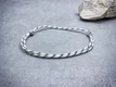 Kép 1/5 - Feddhetetlen fehér paracord karkötő
