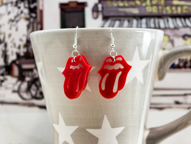 Rolling Stones nyelv plexi fülbevaló
