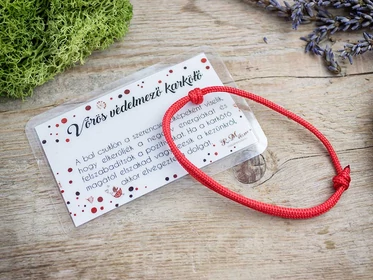 Kabbala védelmező vörös paracord karkötő kártyával