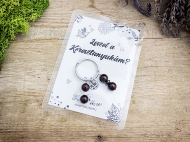 Leszel a Keresztanyukám kulcstartó gránáttal