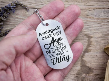 A világnak csak egy anya vagy medálos kulcstartó