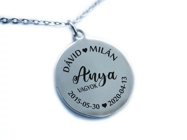 Anya vagyok egyedi acél kör medálos nyaklánc