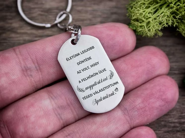 Téged választottunk Apukánknak acél medálos kulcstartó