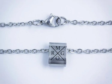 Amulett egyedi medálos MoMents anker acél nyaklánc