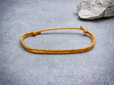 Szorgalom arany barna paracord karkötő