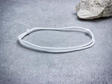Jóakarat fehér paracord bokalánc