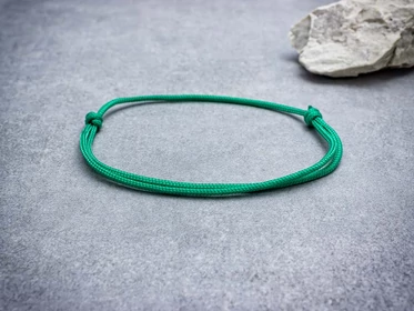 Újrakezdés zöld paracord bokalánc
