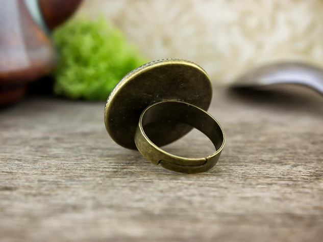 Üveglencsés levendula gyűrű