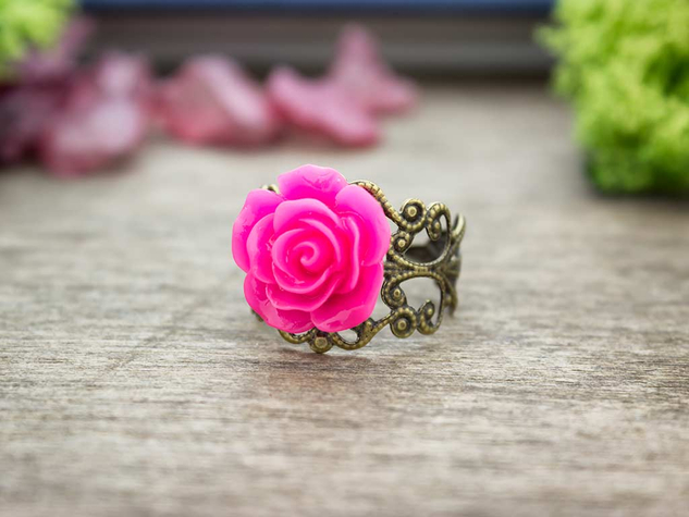 Magenta rózsás gyűrű