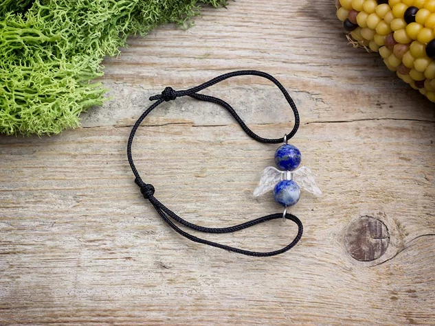 Nyitottság angyal lápisz lazuli microcord karkötő