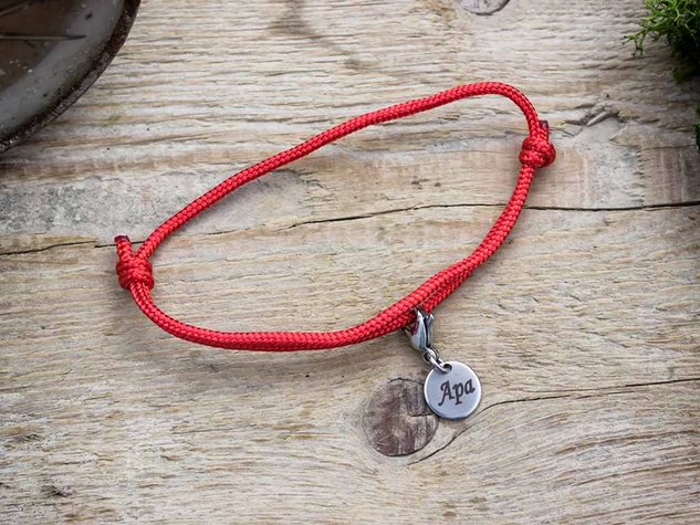 Apa medálos paracord páros karkötő