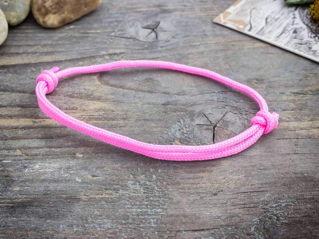 Kreativitás rózsaszín paracord gyerek karkötő