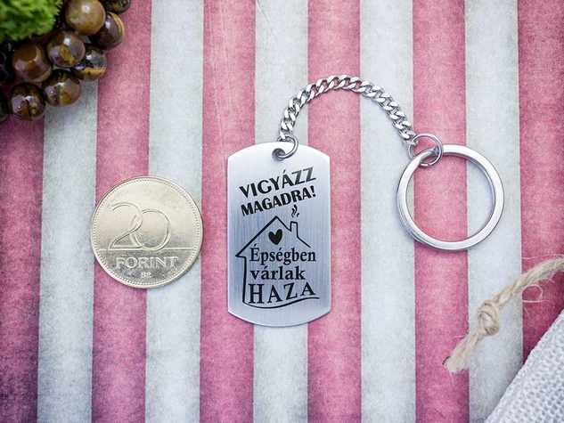 Épségben várlak haza acél medálos kulcstartó