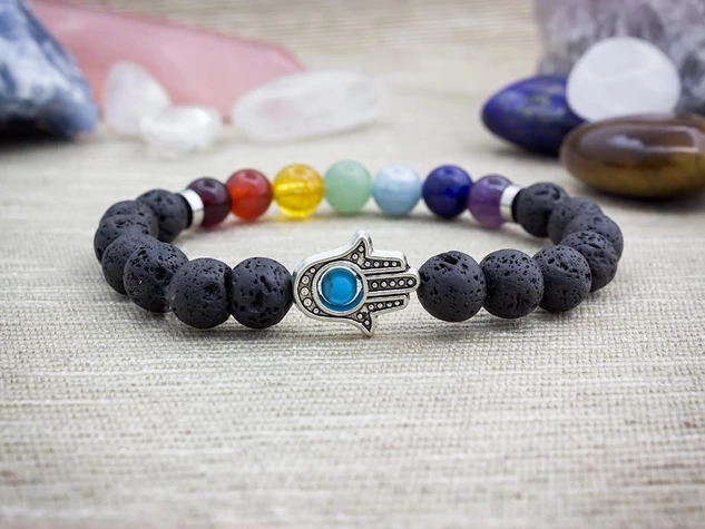 Hamsa medálos csakra ásvány karkötő