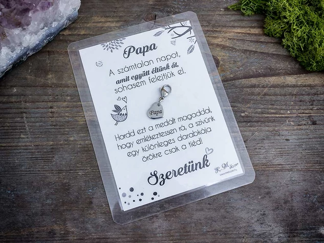 Szeretünk Papa medál köszönő kártyával