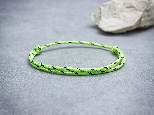 Pozitív asszociáció zöld paracord gyerek karkötő