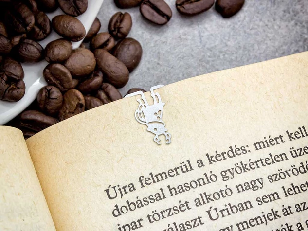 Dámszarvas oldaljelölő acél könyvjelző