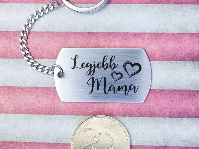 Legjobb Mama acél medálos kulcstartó