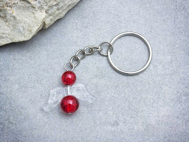 Védelmező piros angyal üveg medálos kulcstartó