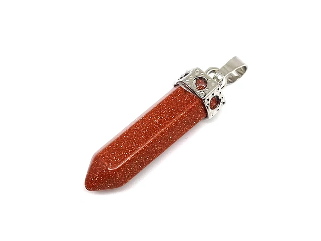 Csúcs medál hatszög Goldstone vörös 8x35mm