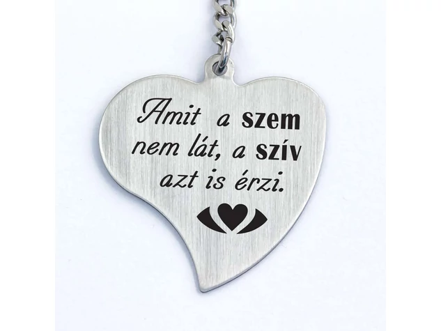 A szív azt is érzi acél medálos kulcstartó